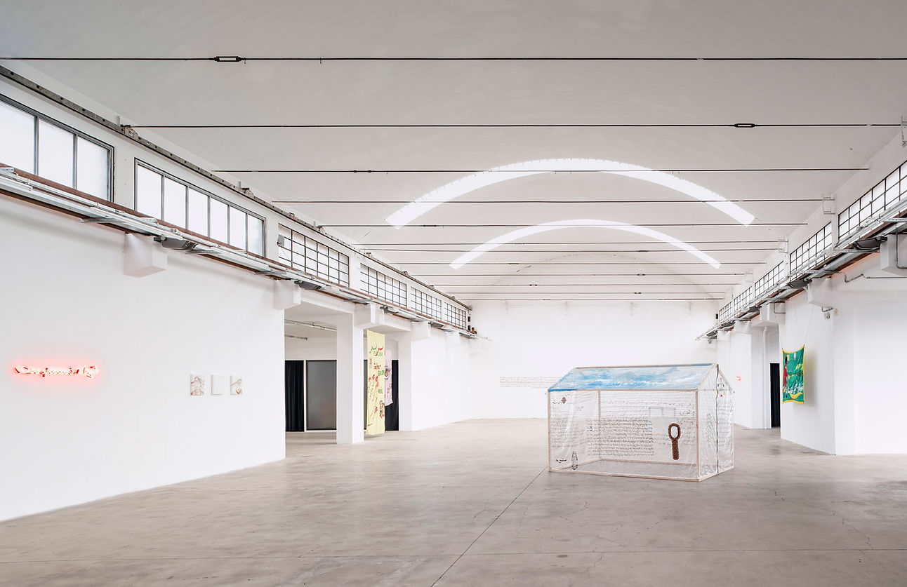 14b450_f1bf0571061141969b659b48ccaad60e~mv2